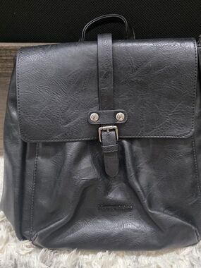 Montana West Classic Black Faux Leather Womens Backpack with Front Buckle